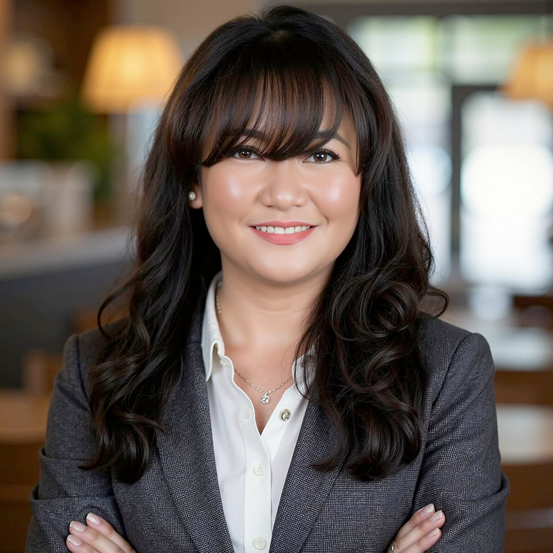 Laura Memoza "Mimi" Santillano